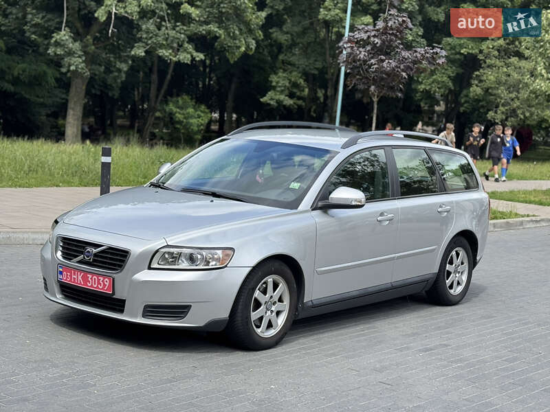 Универсал Volvo V50 2010 в Луцке
