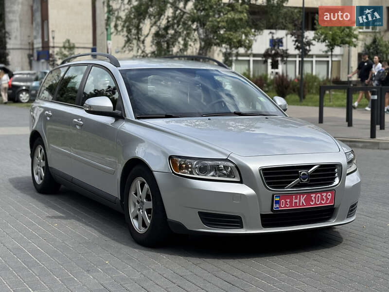 Универсал Volvo V50 2010 в Луцке