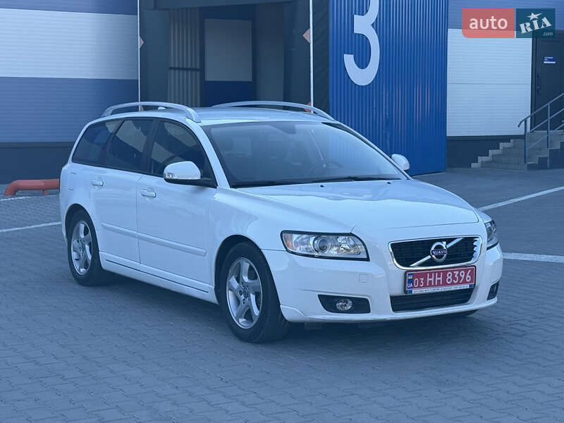 Универсал Volvo V50 2012 в Ровно
