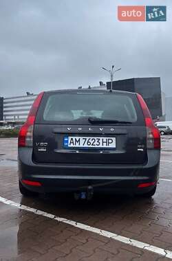 Универсал Volvo V50 2010 в 