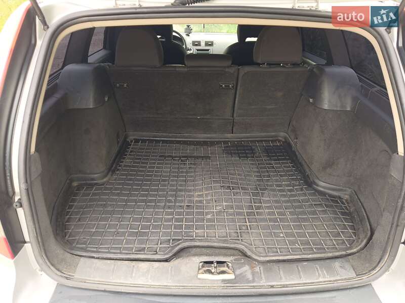 Универсал Volvo V50 2006 в Киеве