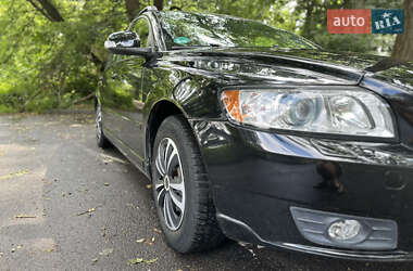 Универсал Volvo V50 2010 в 