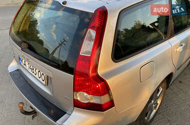 Универсал Volvo V50 2004 в 
