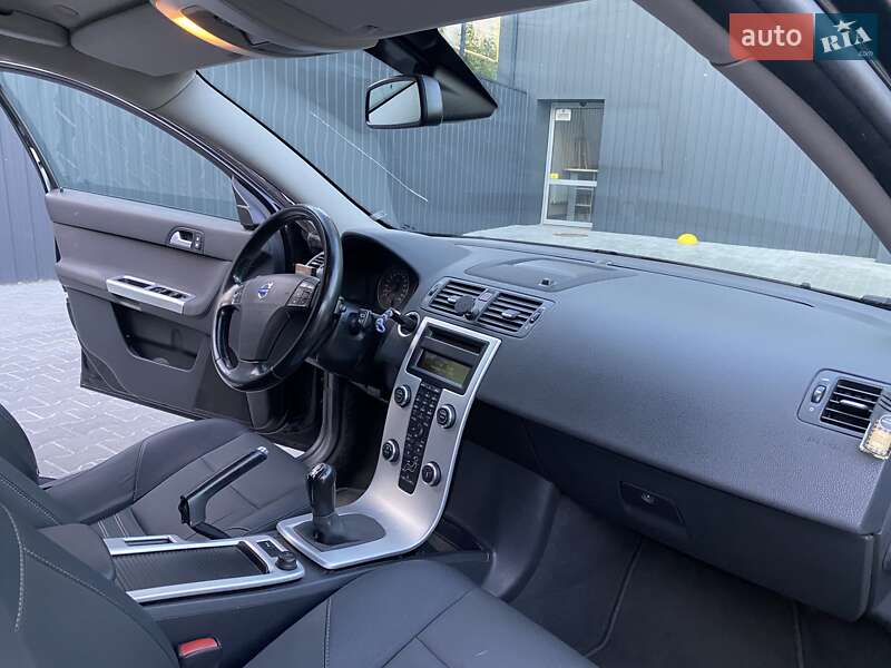 Універсал Volvo V50 2009 в Трускавці