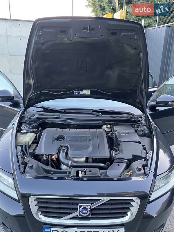 Універсал Volvo V50 2009 в Трускавці