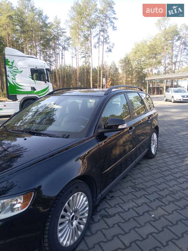 Универсал Volvo V50 2010 в Луцке