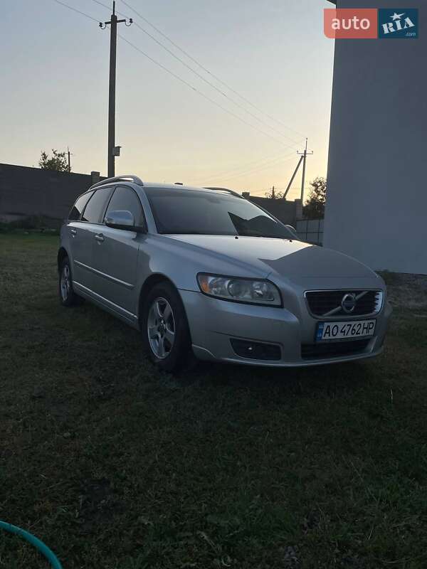 Volvo V50 2010