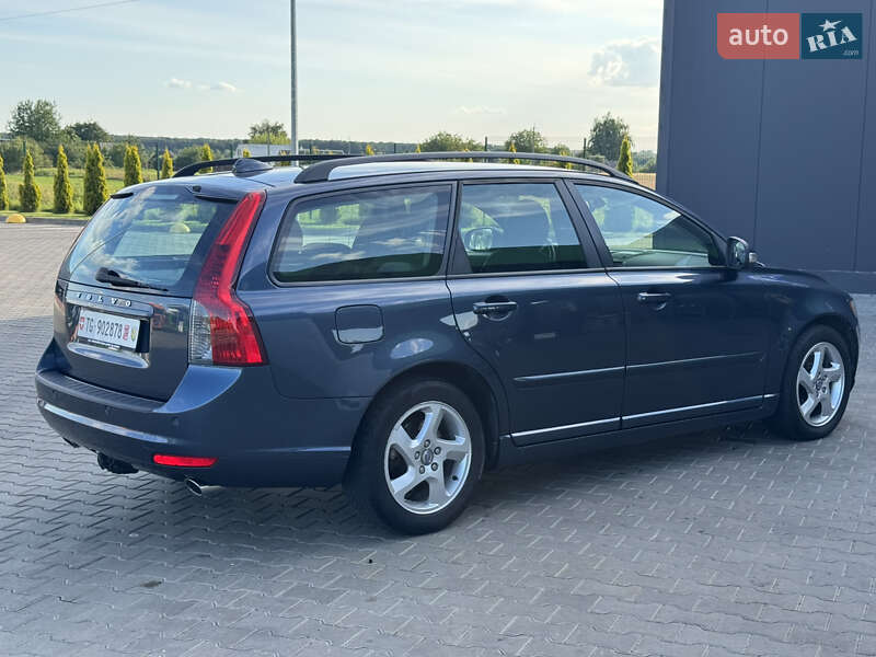 Универсал Volvo V50 2011 в Луцке
