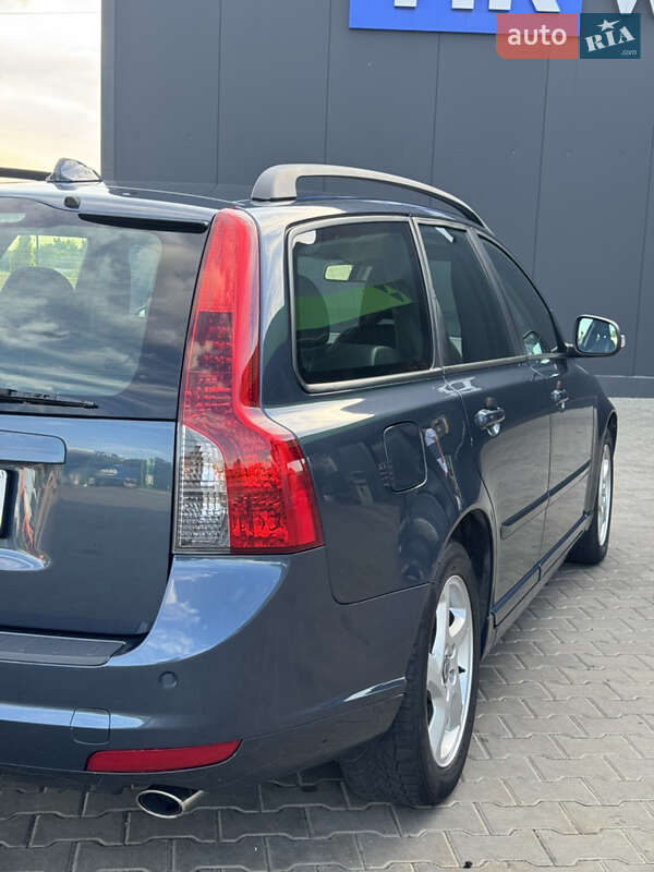 Универсал Volvo V50 2011 в Луцке