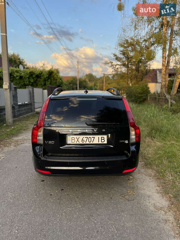 Универсал Volvo V50 2010 в Славуте