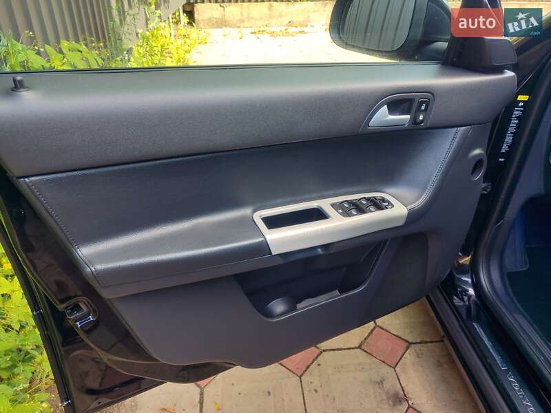 Универсал Volvo V50 2010 в Кролевце