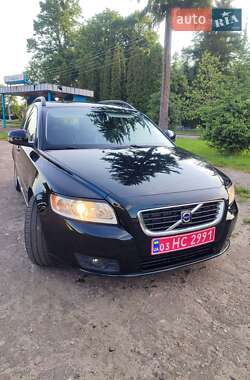 Універсал Volvo V50 2010 в Кролевці