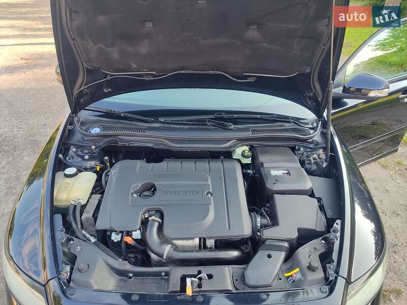 Универсал Volvo V50 2010 в Кролевце