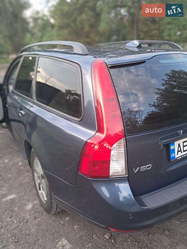 Універсал Volvo V50 2009 в Павлограді