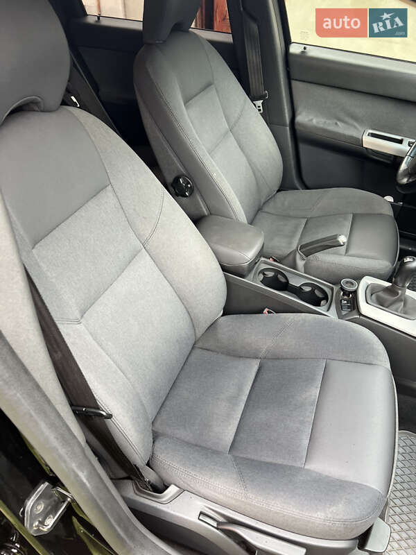 Универсал Volvo V50 2005 в Николаеве фото 19 Универсал Volvo V50 2005 в Николаеве