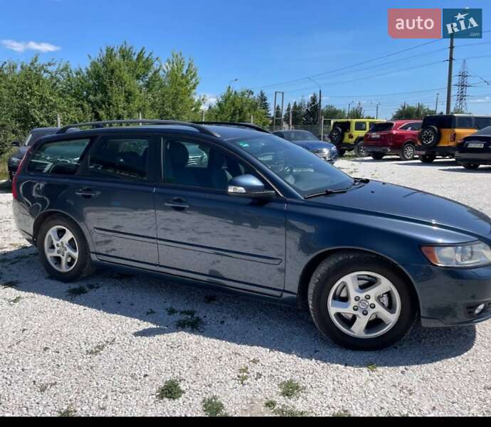 Универсал Volvo V50 2011 в 