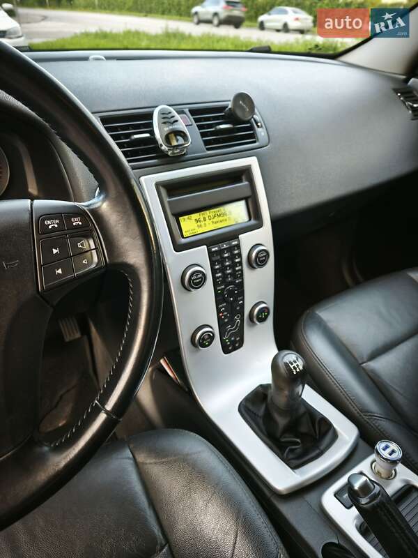 Універсал Volvo V50 2010 в Києві