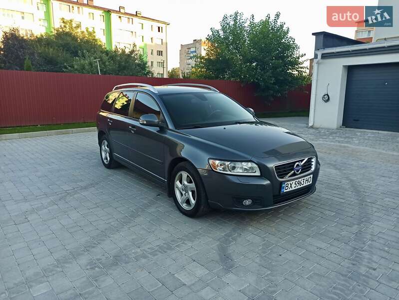Volvo V50 2011