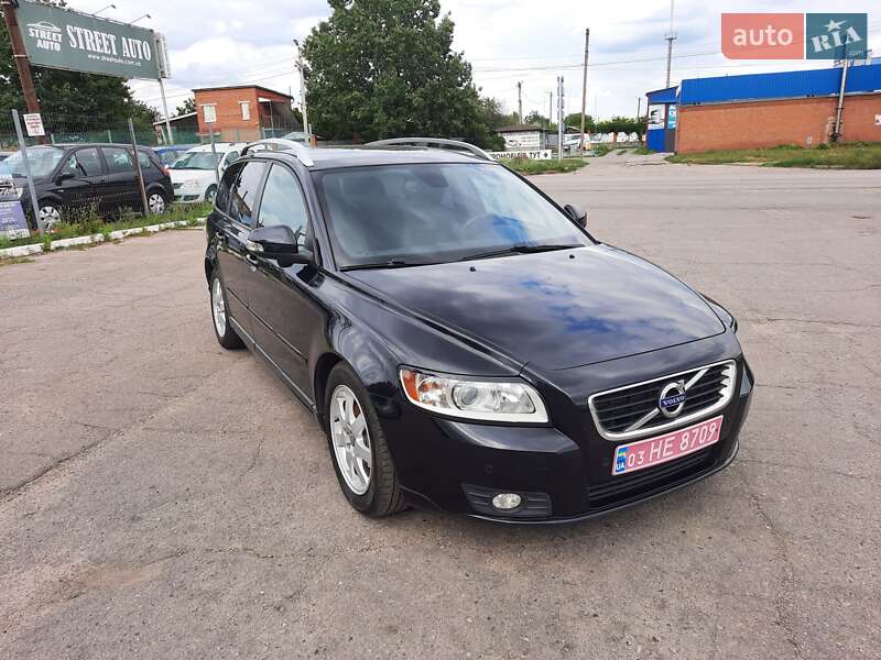 Универсал Volvo V50 2012 в Полтаве