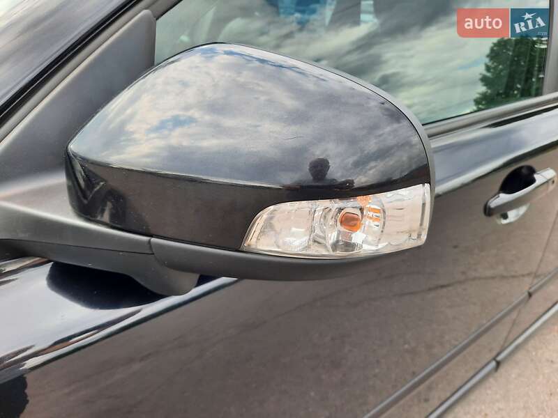 Универсал Volvo V50 2012 в Полтаве