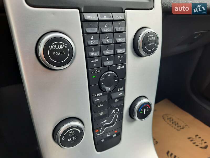 Универсал Volvo V50 2012 в Полтаве