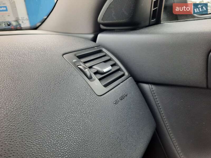 Универсал Volvo V50 2012 в Полтаве