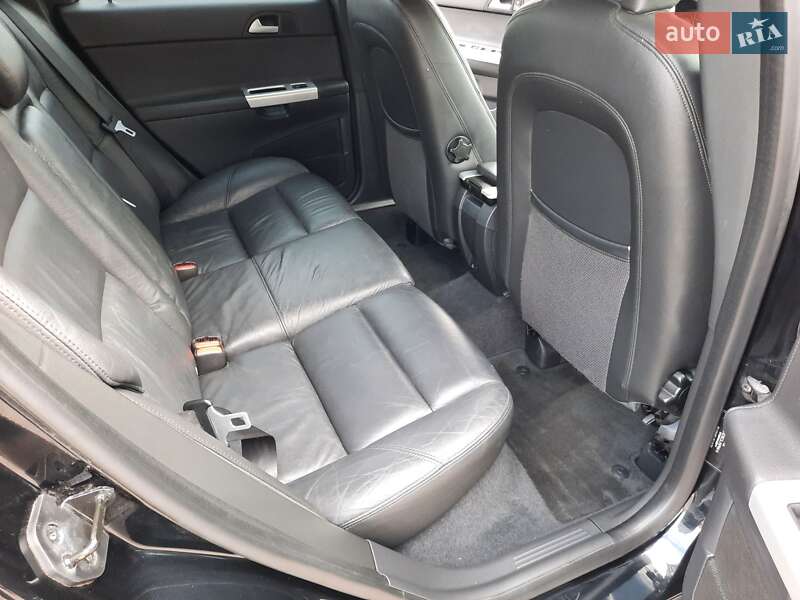 Универсал Volvo V50 2012 в Полтаве