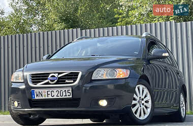 Універсал Volvo V50 2010 в Меденичах
