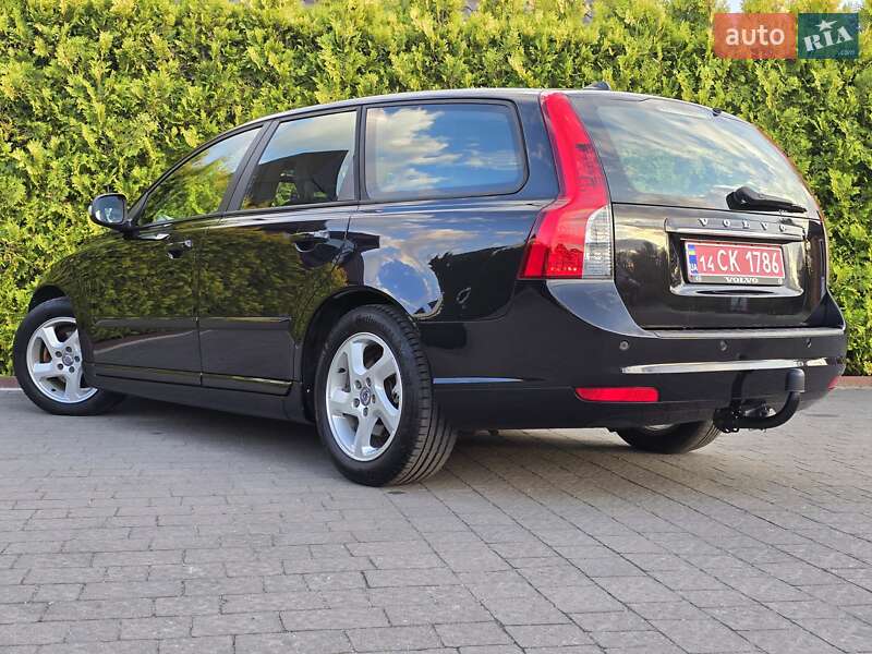 Универсал Volvo V50 2012 в Стрые
