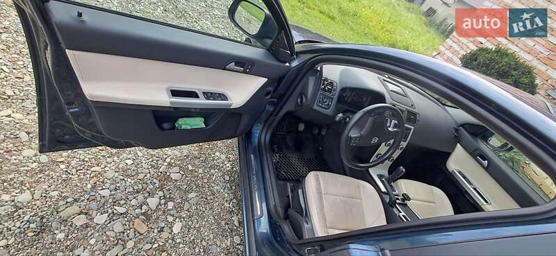 Универсал Volvo V50 2010 в Киеве фото 9 Универсал Volvo V50 2010 в Киеве
