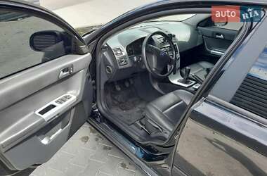 Універсал Volvo V50 2011 в  фото 9 Універсал Volvo V50 2011 в