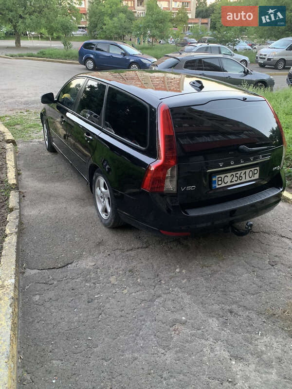 Универсал Volvo V50 2011 в Львове