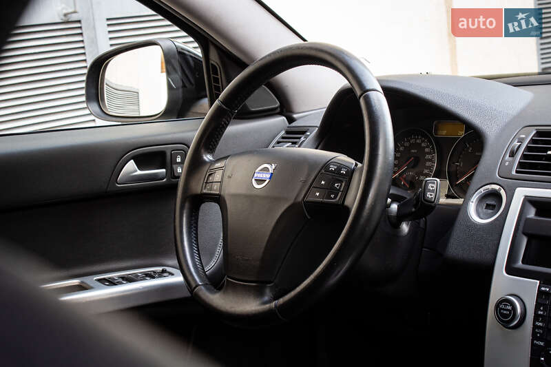 Универсал Volvo V50 2012 в Львове фото 37 Универсал Volvo V50 2012 в Львове