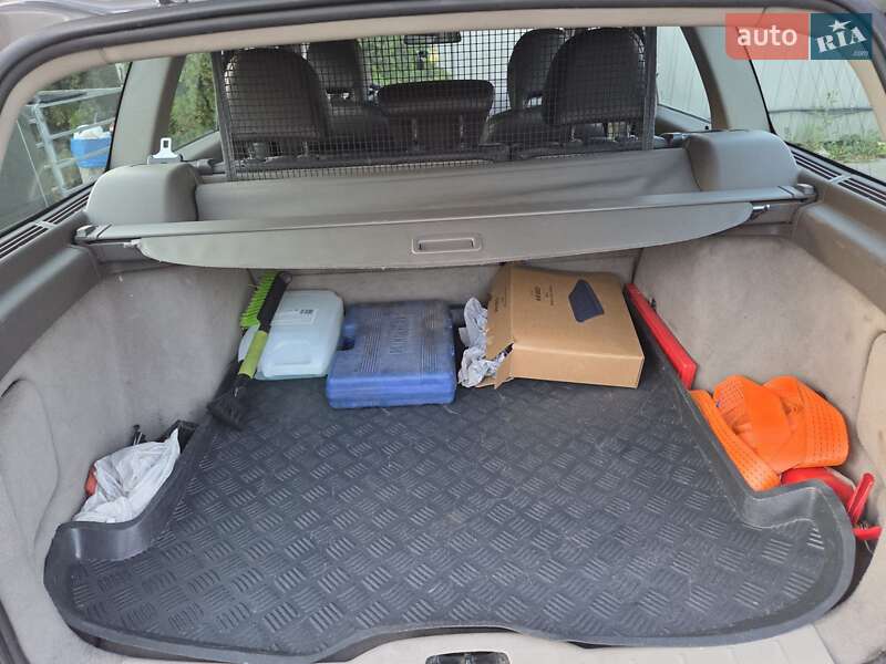 Універсал Volvo V50 2008 в Луцьку