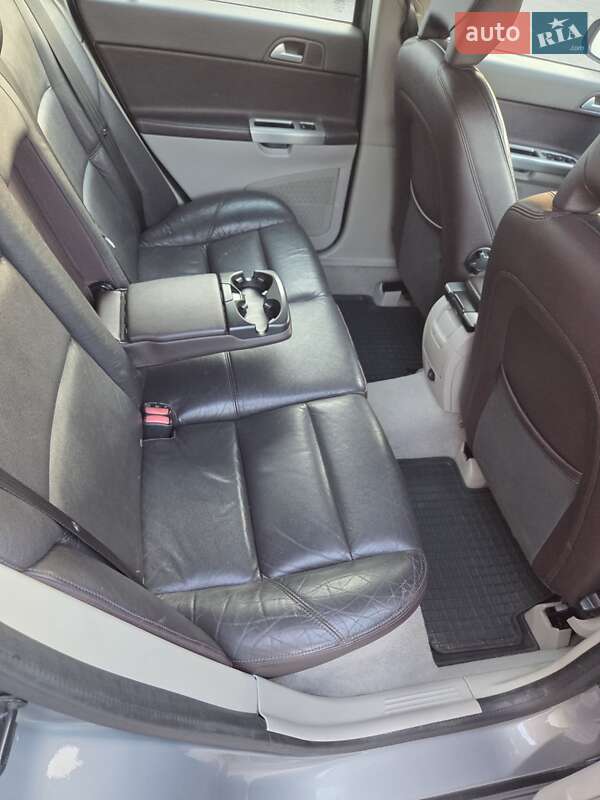 Універсал Volvo V50 2008 в Луцьку