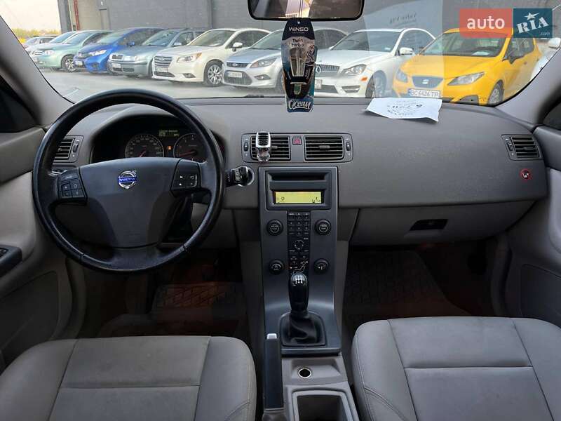 Универсал Volvo V50 2006 в Львове