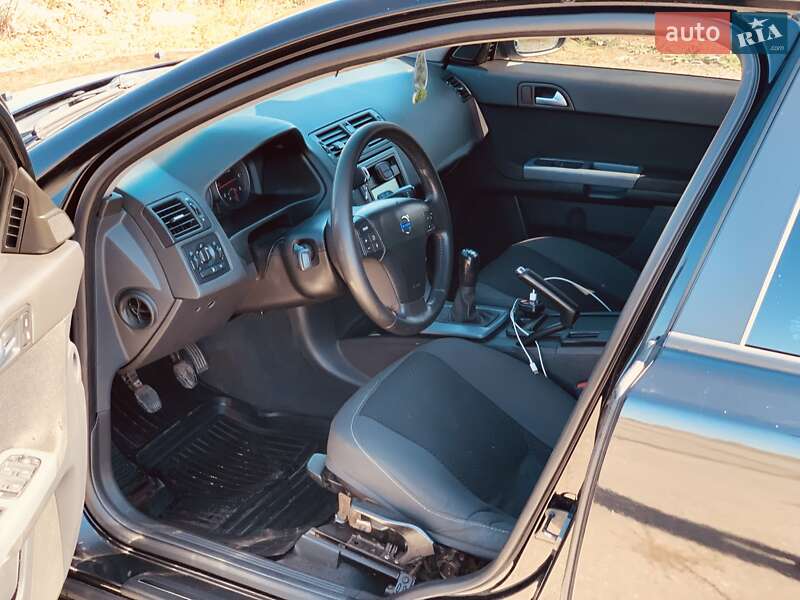 Універсал Volvo V50 2010 в Бару