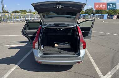 Универсал Volvo V50 2011 в 