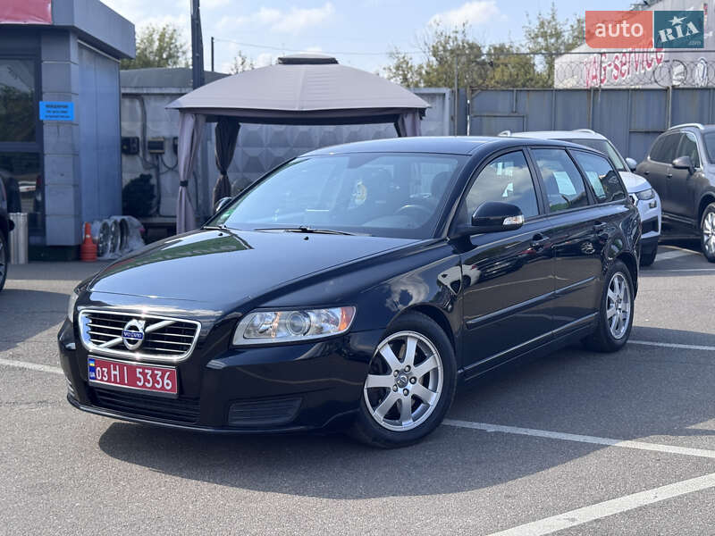 Volvo V50 2011