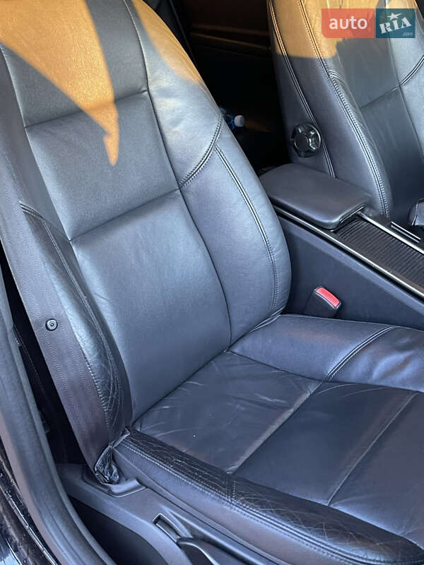 Універсал Volvo V50 2010 в Брюховичах