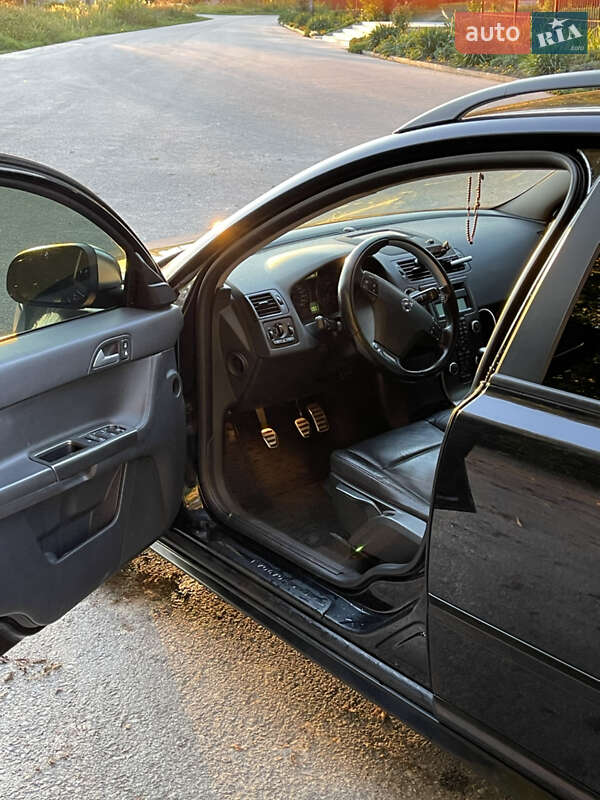 Універсал Volvo V50 2010 в Брюховичах