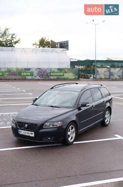 Универсал Volvo V50 2010 в Львове