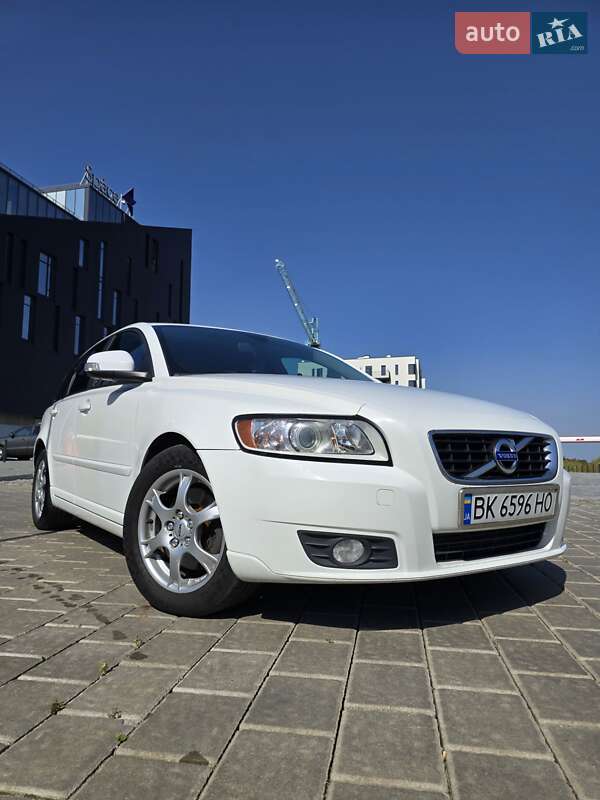 Универсал Volvo V50 2012 в Ровно
