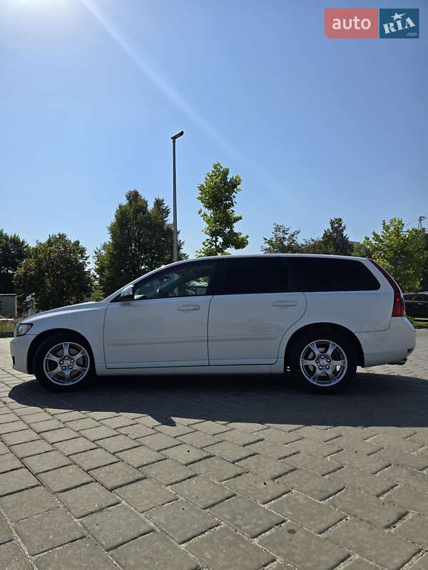 Универсал Volvo V50 2012 в Ровно