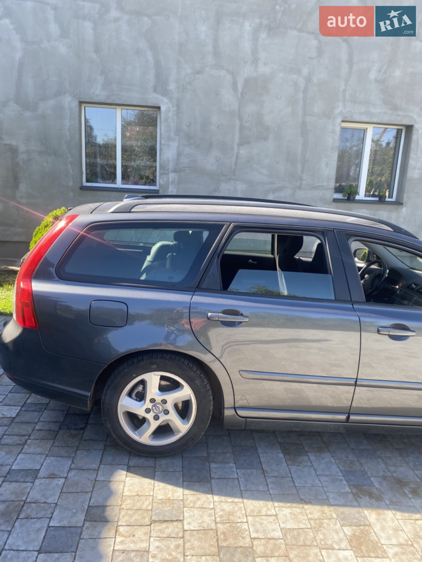 2011 Volvo V50 - мініатюра 3