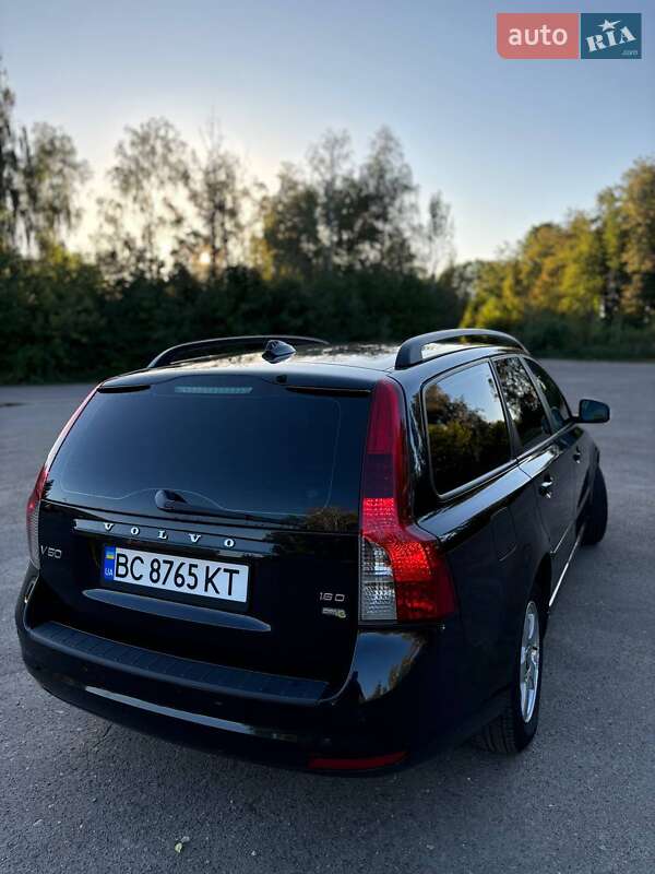Універсал Volvo V50 2009 в Старому Самборі