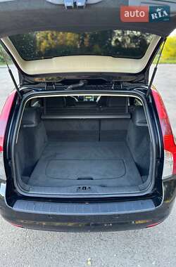 Универсал Volvo V50 2009 в 