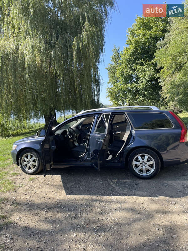 Універсал Volvo V50 2012 в Івано-Франківську