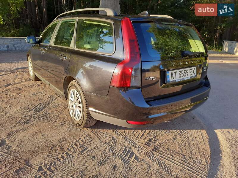 Универсал Volvo V50 2010 в Житомире