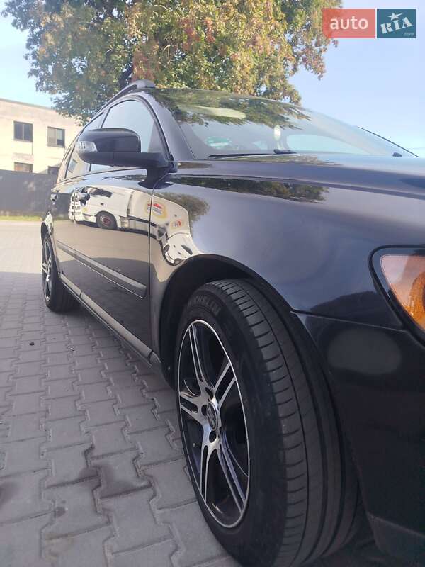 Volvo V50 2006